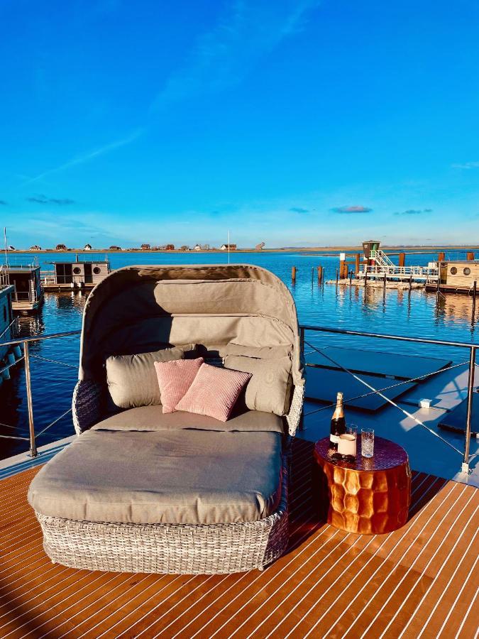 Hausboot Inkl Motorboot, Ostsee Heiligenhafen